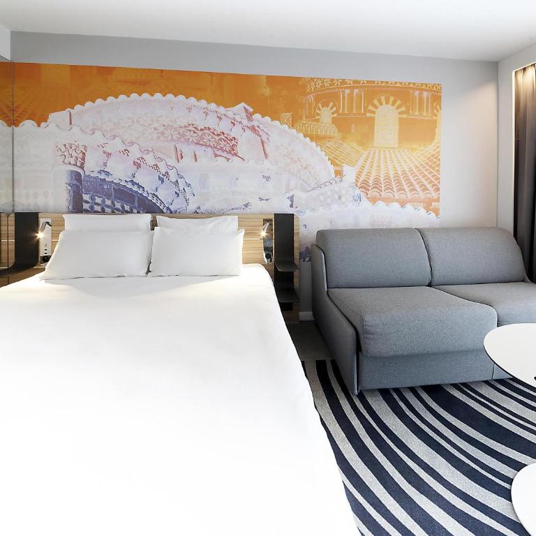 Novotel Clermont-Ferrand - Chambre Lit Queen-Size Supérieure avec Canapé-Lit - 4