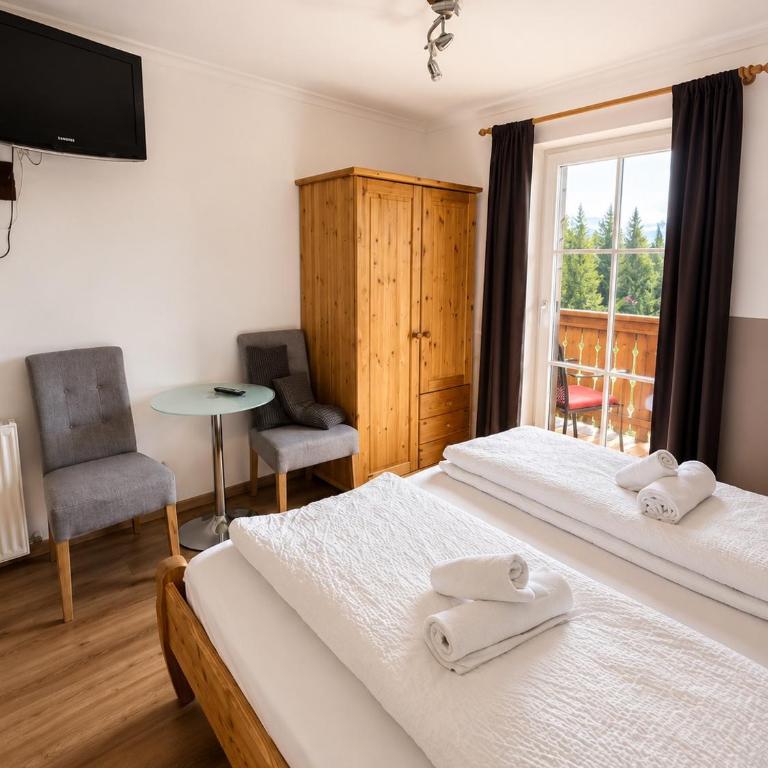 Frühstückspension Bachseitenhof - Standard Doppelzimmer mit Bergblick - 15