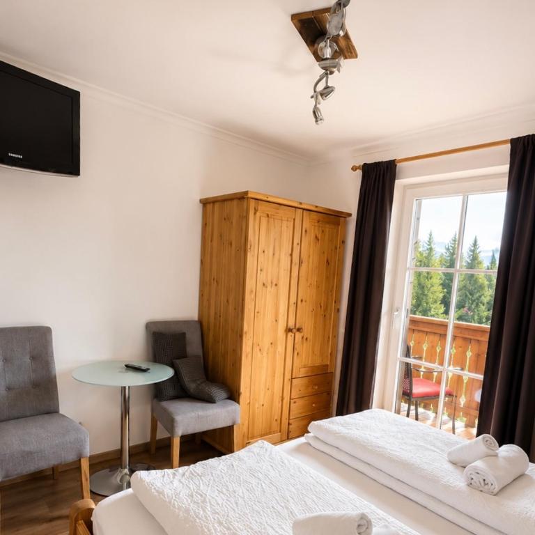 Frühstückspension Bachseitenhof - Standard Doppelzimmer mit Bergblick - 12