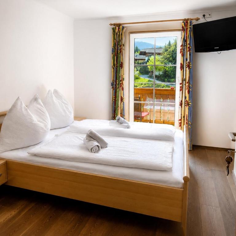 Frühstückspension Bachseitenhof - Standard Doppelzimmer mit Bergblick - 6