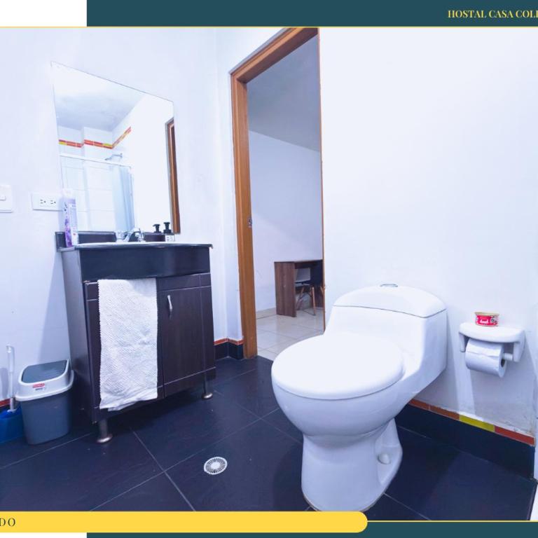 Hostal Casa Coliving Medellin - Laureles - Habitación Doble con baño privado - 14