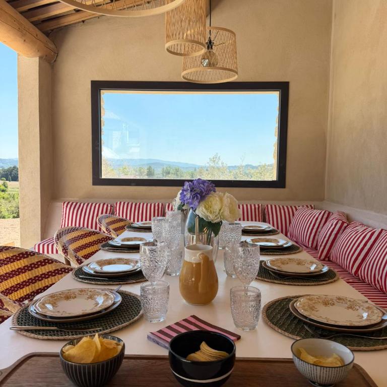 Le Mas Soleria à Gordes avec vue exceptionnelle - Villa - 68