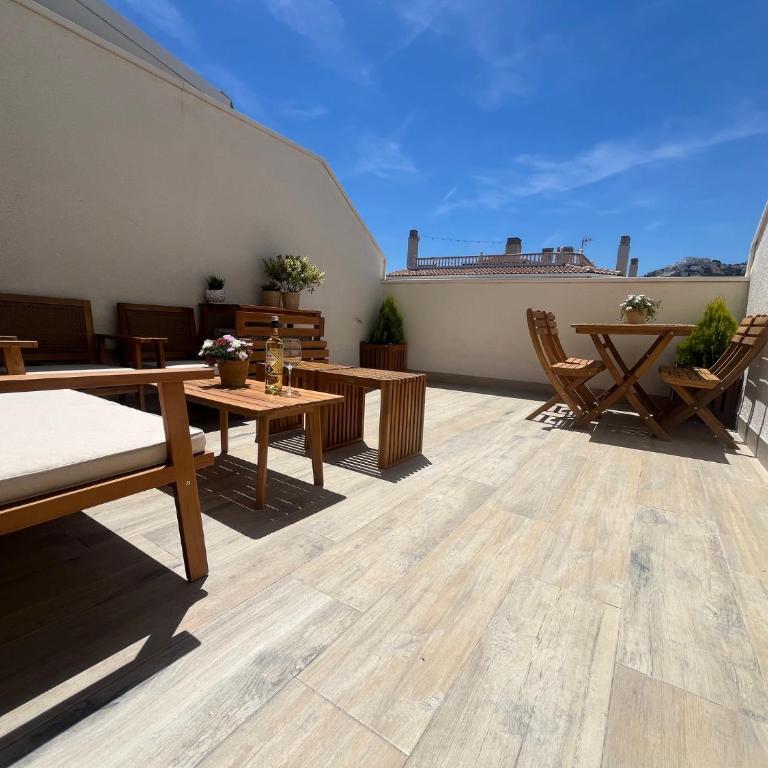 Céntrico Ático Duplex Piscina 3 dormitorios - Julio y agosto entradas y salidas en SABADO - Apartment mit 3 Schlafzimmern - 1