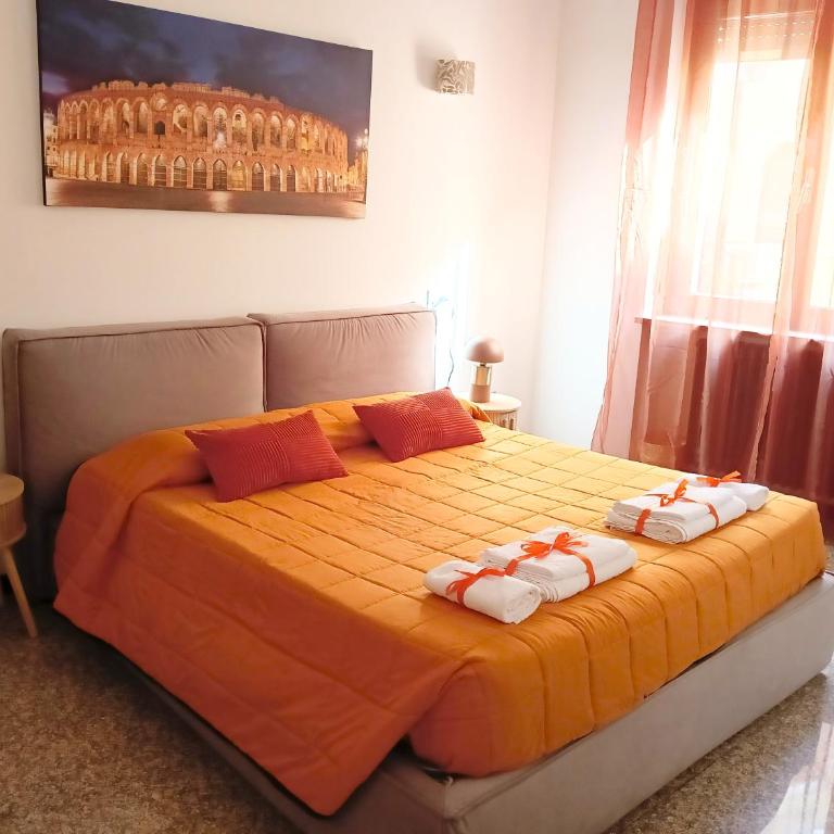 Cattaneo 19 Rooms - Camera Matrimoniale Standard con Bagno in Comune - 4