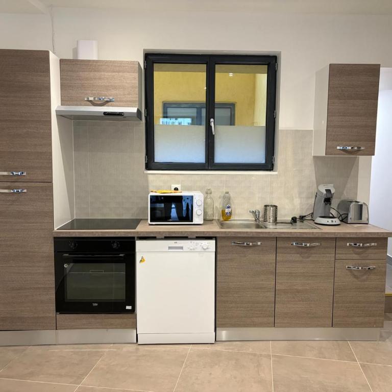 Studio Moderne & Lumineux Proche Thermes & Télécabine - Appartement 1 Chambre - 5