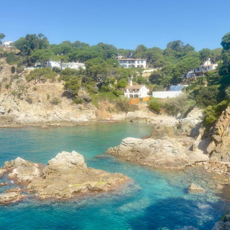Villa del Lago Lloret Studio Piscina Privada Jardín - One-Bedroom Apartment - 12