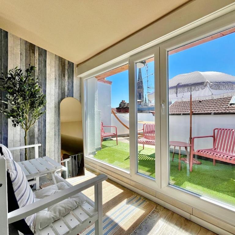 Belle Étoile - Rooftop & Hammock - Mulhouse Center - One-Bedroom Apartment with Terrace - 2