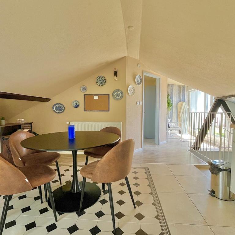 Belle Étoile - Rooftop & Hammock - Mulhouse Center - One-Bedroom Apartment with Terrace - 6