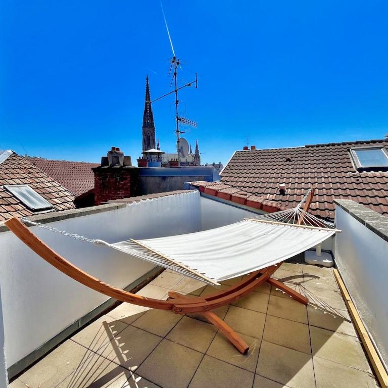 Belle Étoile - Rooftop & Hammock - Mulhouse Center - One-Bedroom Apartment with Terrace - 3