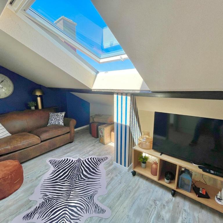 Belle Étoile - Rooftop & Hammock - Mulhouse Center - One-Bedroom Apartment with Terrace - 20