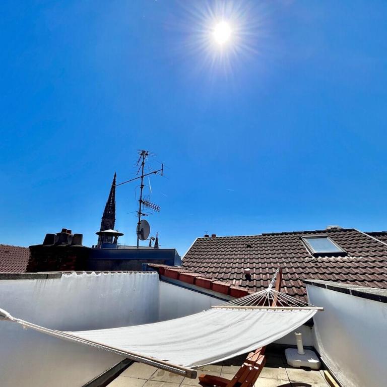 Belle Étoile - Rooftop & Hammock - Mulhouse Center - One-Bedroom Apartment with Terrace - 32