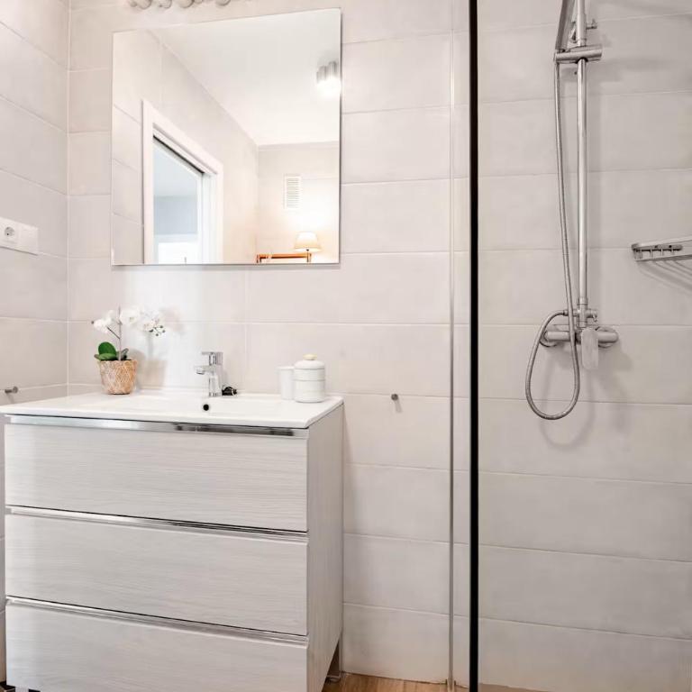 Lovely 3 bedroom duplex with pool & great sea view - Appartamento con 3 Camere da Letto - 15