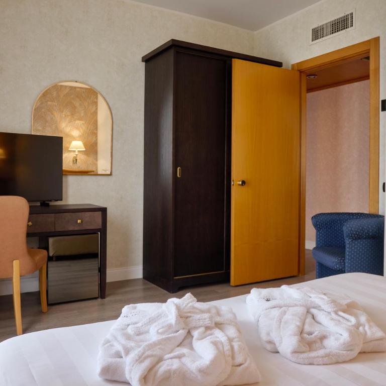 Perugia Plaza Hotel - Junior Suite - 8