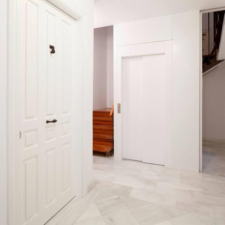 Patio de Caveda Izda. AVG - Apartment - Ground Floor - 12