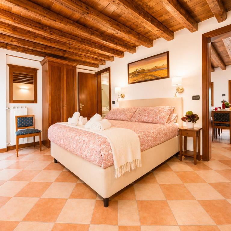 Rare private courtyard, very easy to reach - Casa con 3 Camere da Letto - 2