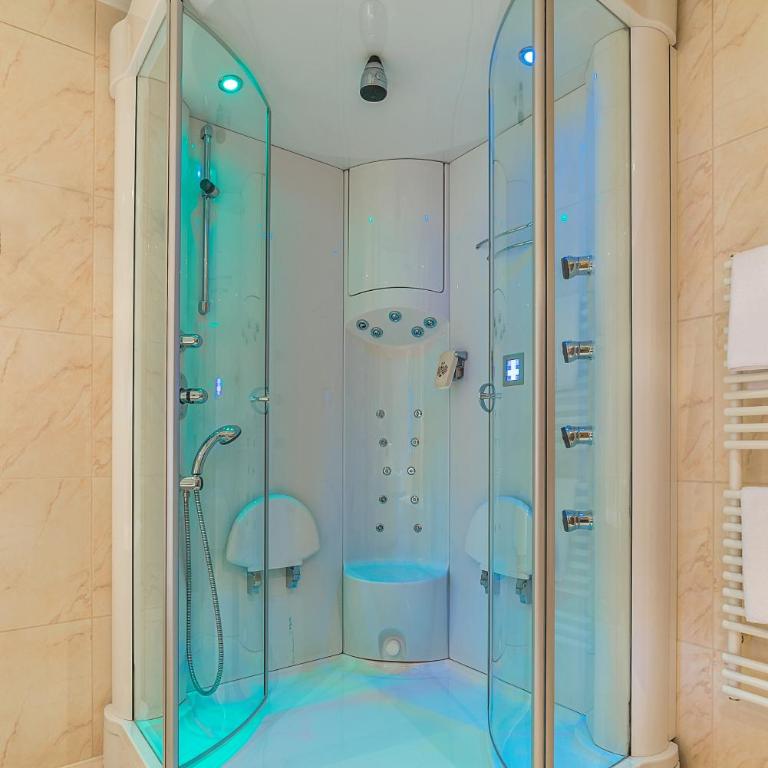 Wohlfühlhotel Schiestl - Deluxe Suite mit Balkon - 4