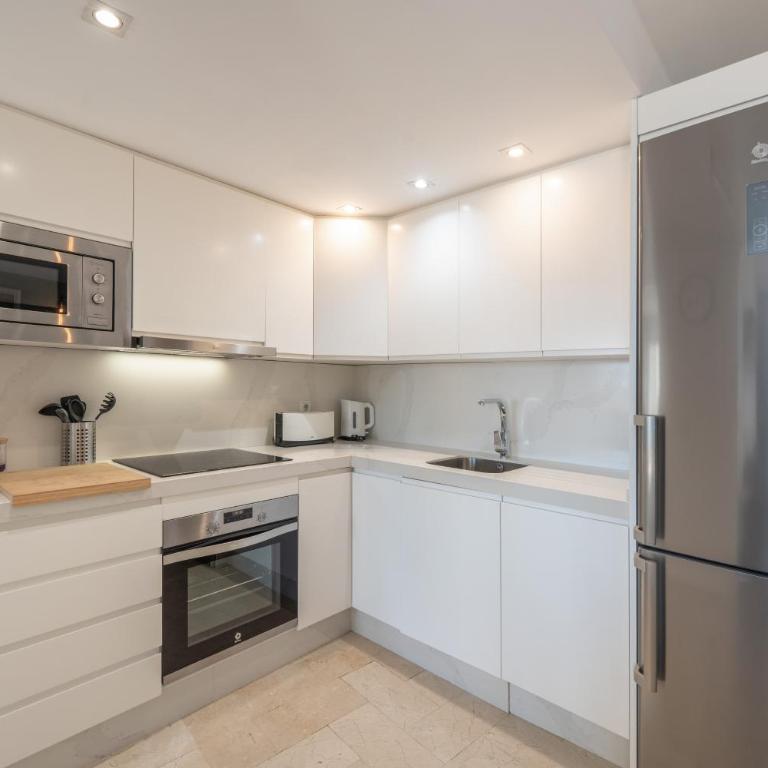 Front line beach apartment 2 bedr - Deluxe Apartment mit 2 Schlafzimmern und Meerblick - 7