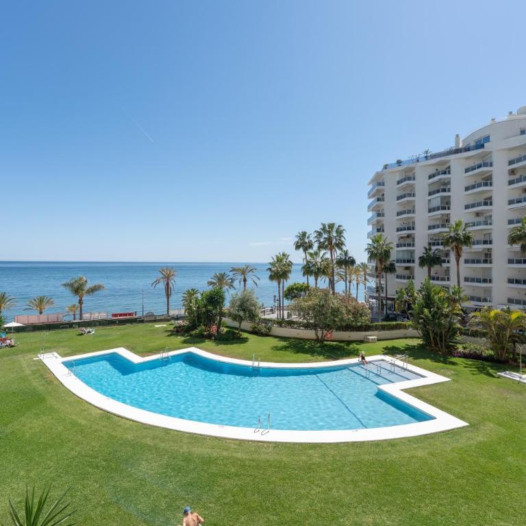 Front line beach apartment 2 bedr - Deluxe Apartment mit 2 Schlafzimmern und Meerblick - 2