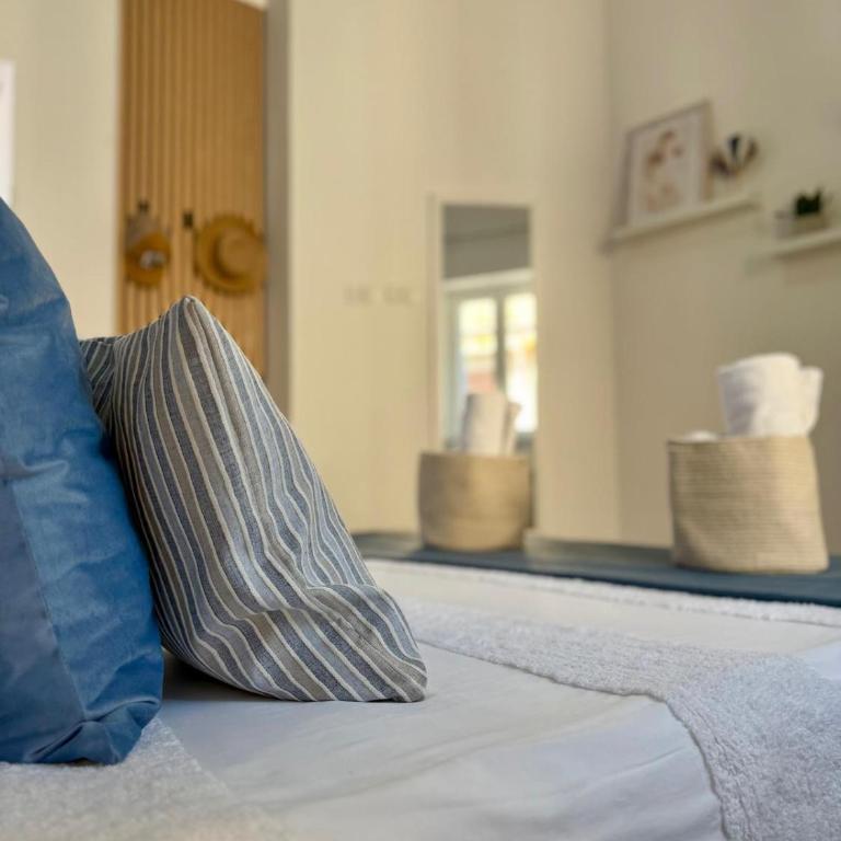 Casa Mariuccia Beachfront - Two-Bedroom House - 13