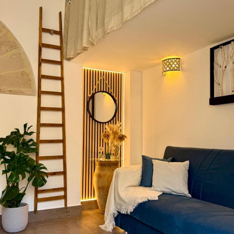 Casa Mariuccia Beachfront - Two-Bedroom House - 7