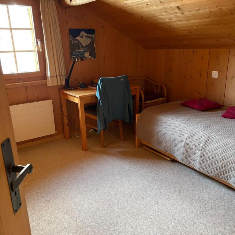 Stilvolle 3,5 Dachwohnung "Alpenblick" - Apartment mit 2 Schlafzimmern - 12