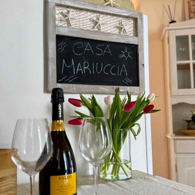 Casa Mariuccia Beachfront - Two-Bedroom House - 36