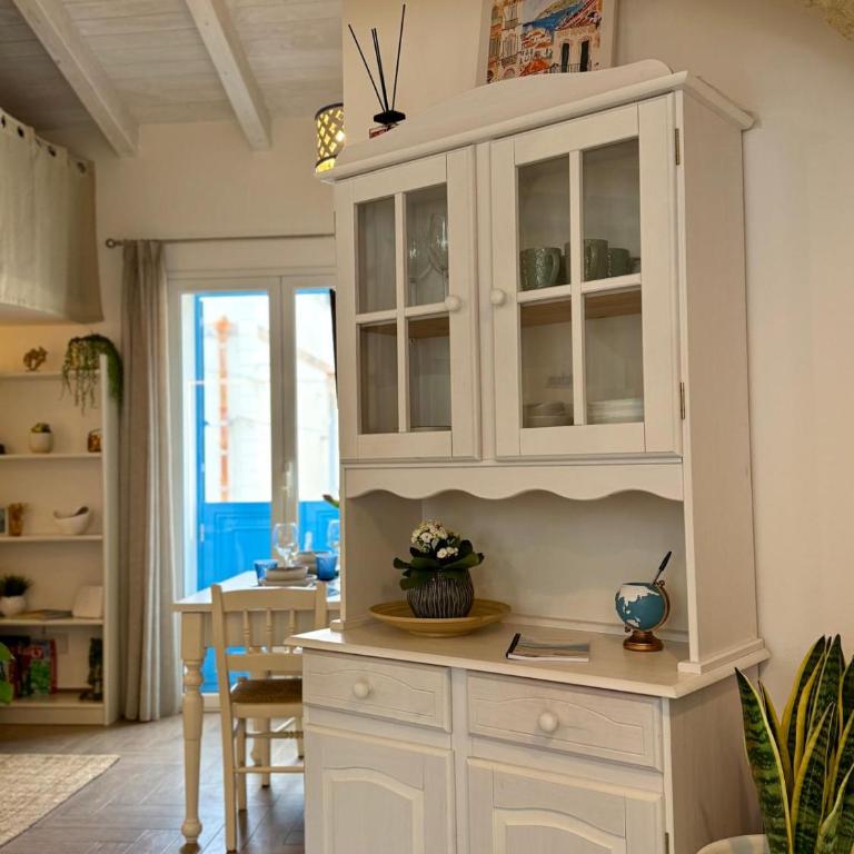 Casa Mariuccia Beachfront - Two-Bedroom House - 39