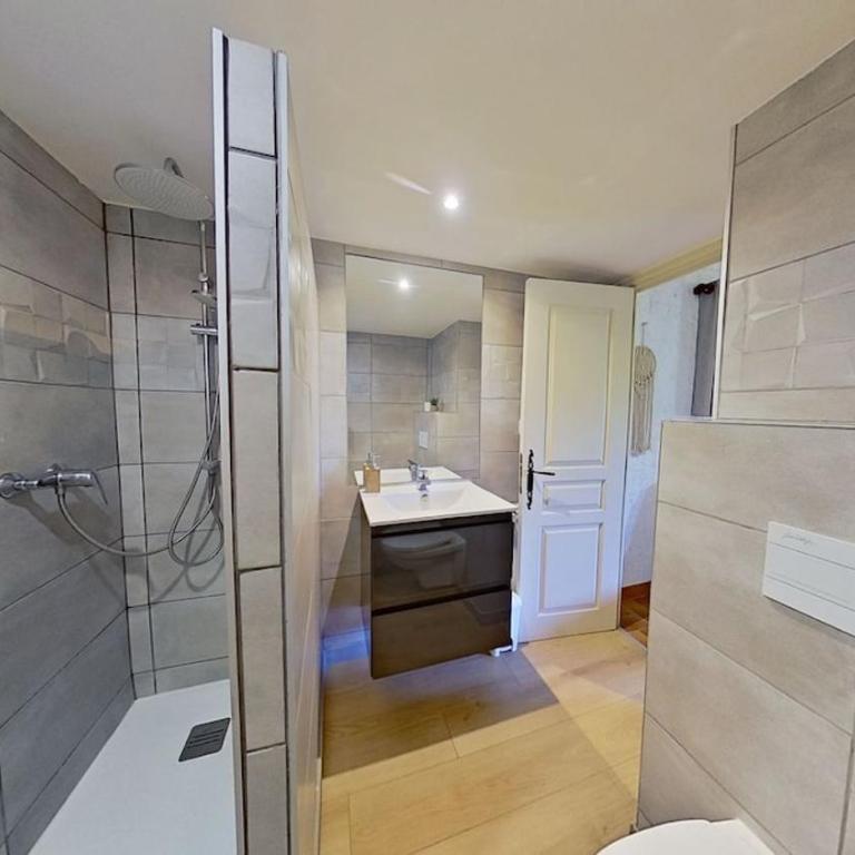Duplex T3 à St Aygulf avec piscine et à 500m de la mer - Apartment mit 3 Schlafzimmern - 27