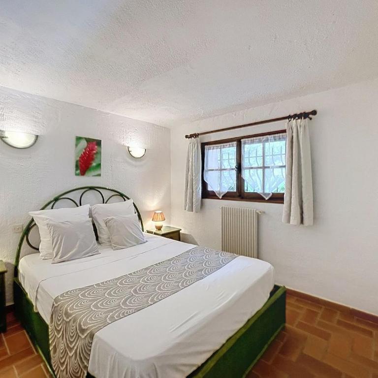Duplex T3 à St Aygulf avec piscine et à 500m de la mer - Apartment mit 3 Schlafzimmern - 28