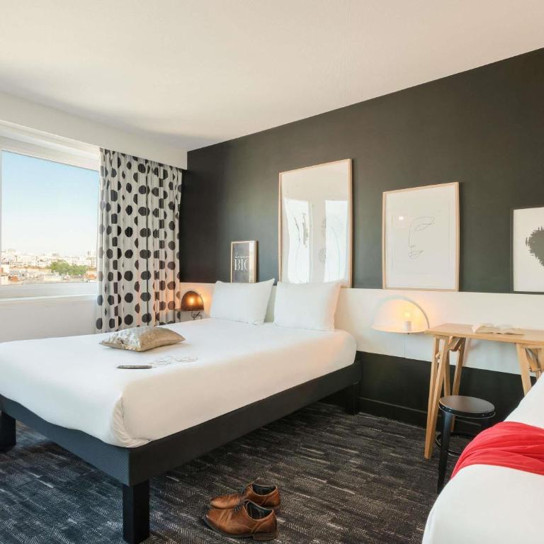 ibis Styles Paris Gare de l'Est Château Landon - Suite Familiale Standard avec 1 Lit double et Lits Jumeaux - 3