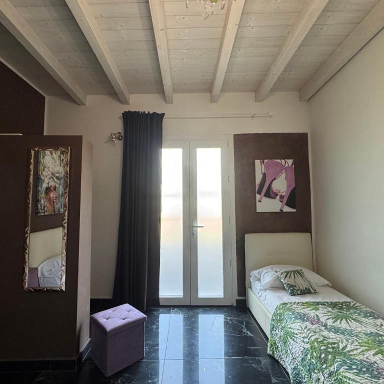 Garda Relais Luna Blu - Camera Tripla con Bagno Privato - 11
