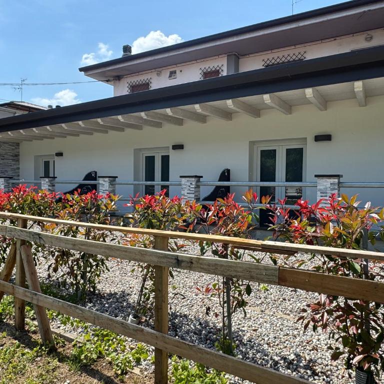 Garda Relais Luna Blu - Camera Tripla con Bagno Privato - 6