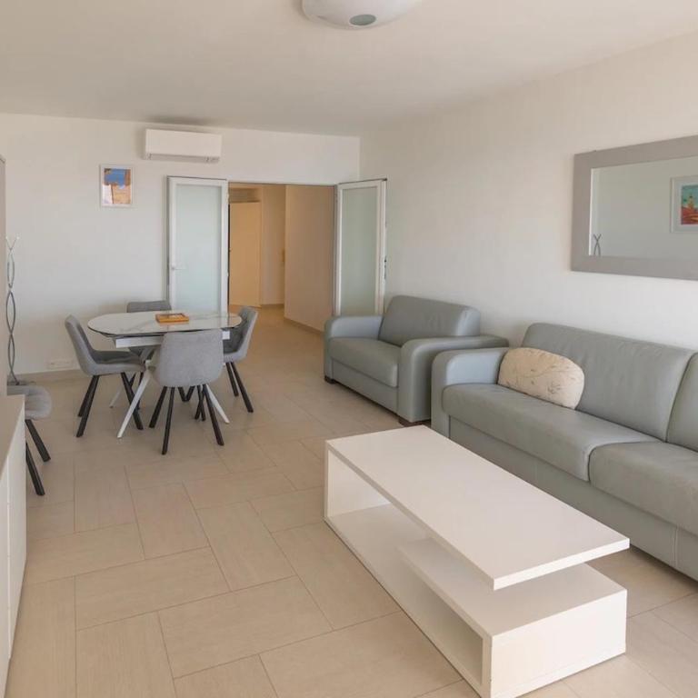 21GP - Magnifique et vaste 2P climatisé face mer avec 2 terrasses et garage - One-Bedroom Apartment - 5