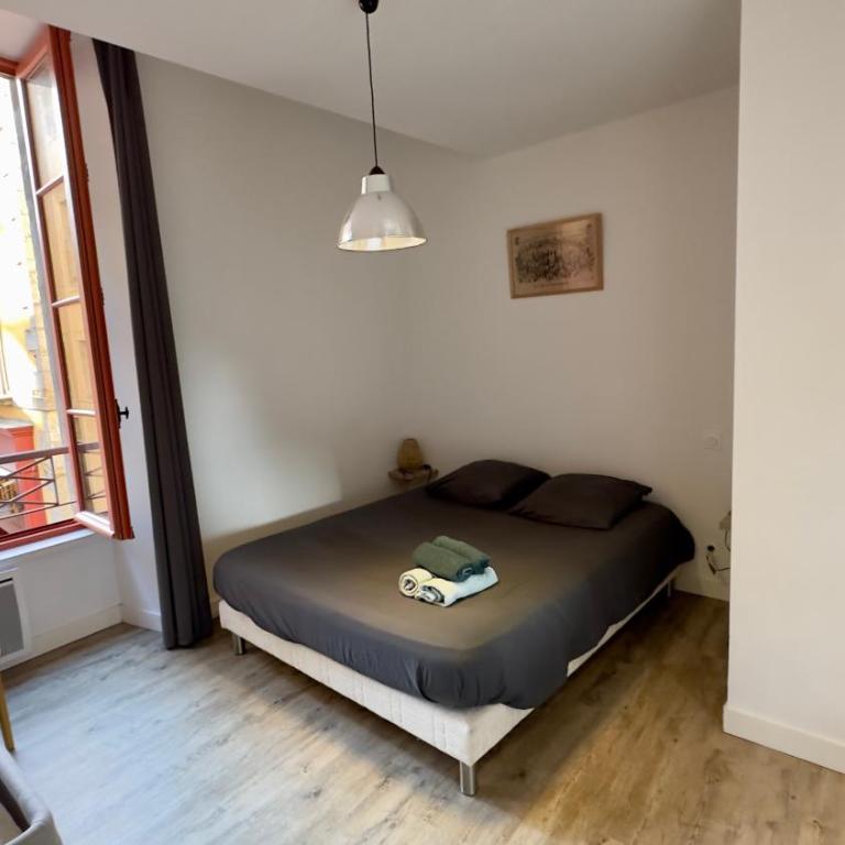 La magie de Carnot Meublé de tourisme 3 étoiles - Apartment with City View - 60