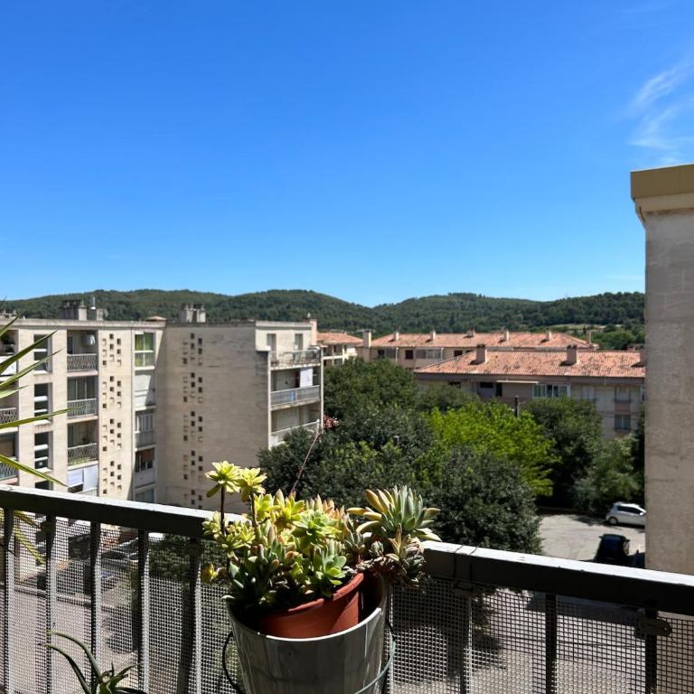 Appartement proche centre ville terrasse parking - Appartement 2 Chambres - 11