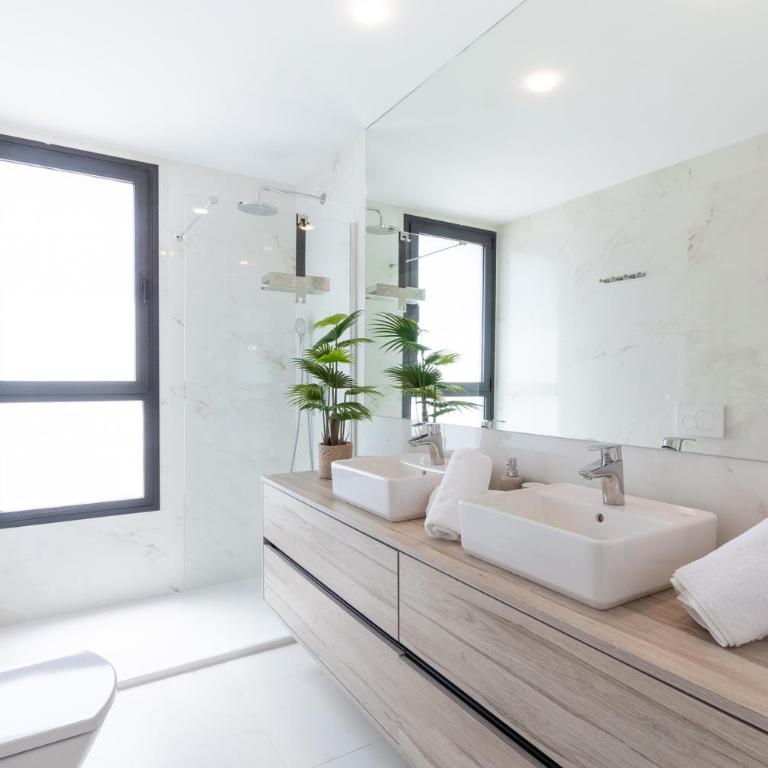 Luxury 3-bdr apartment Benidorm Beach Residence - Apartamento de 3 dormitorios - 2
