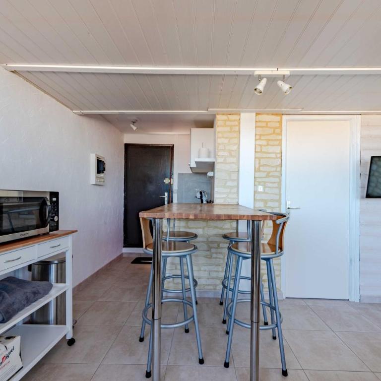 Les Argonautes, Front de mer, Piscine - Apartment - 7
