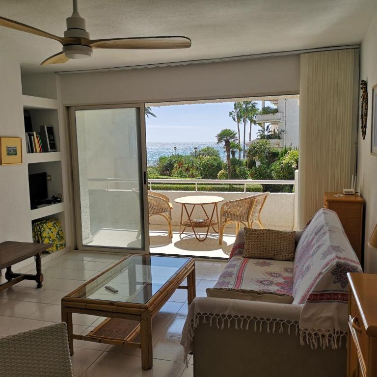 En primera línea de playa con piscina - Appartement 1 Chambre - 5