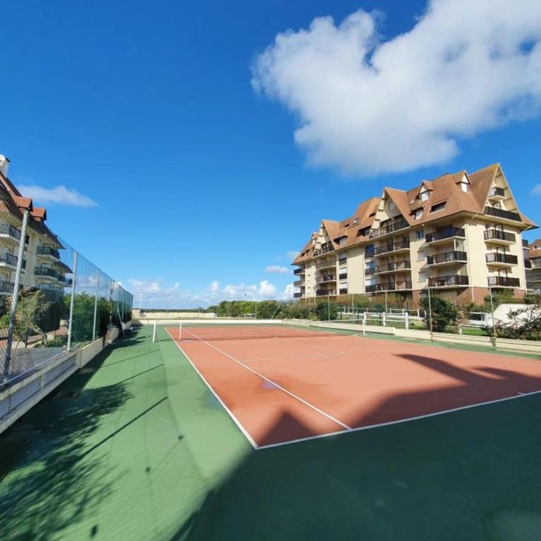 Studio comfy, accès direct plage, piscine, tennis - One-Bedroom Apartment - 9