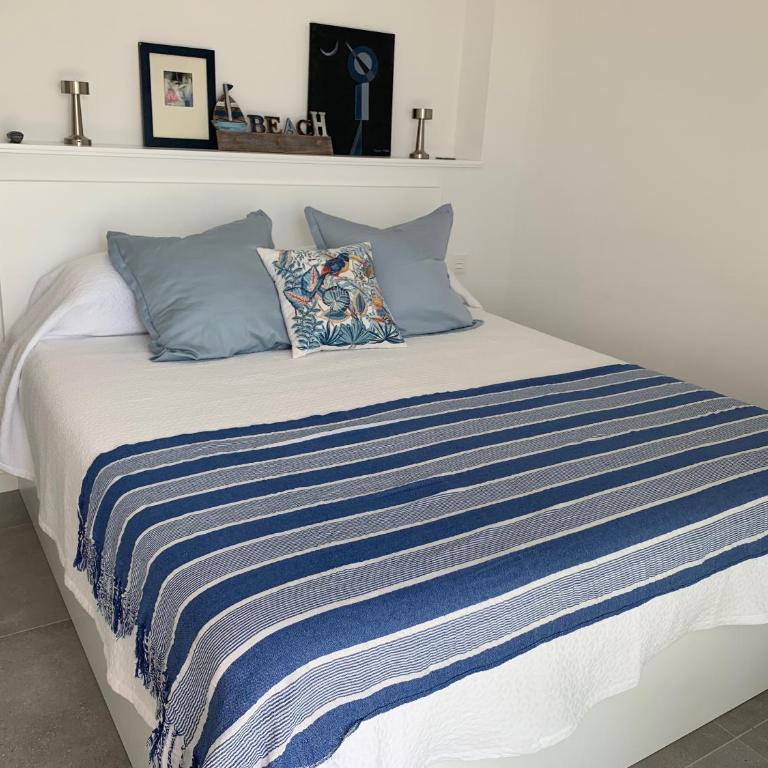 Cona Marina Luxury - Three-Bedroom Apartment - 11
