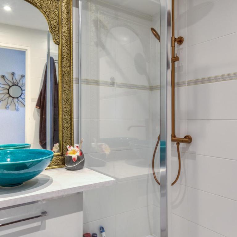 T2 cosy app face mer plage tennis - Appartement 1 Chambre Supérieur avec Balcon - 15