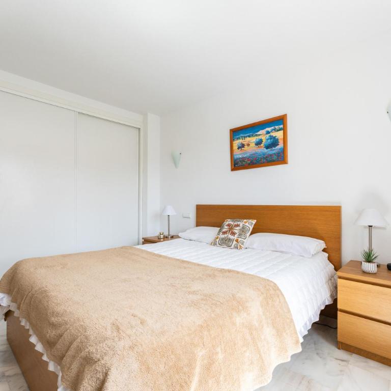 MalagaSuite Terrace & Pool Amatista Marbella - Apartamento de 2 dormitorios con vistas a la piscina - 9
