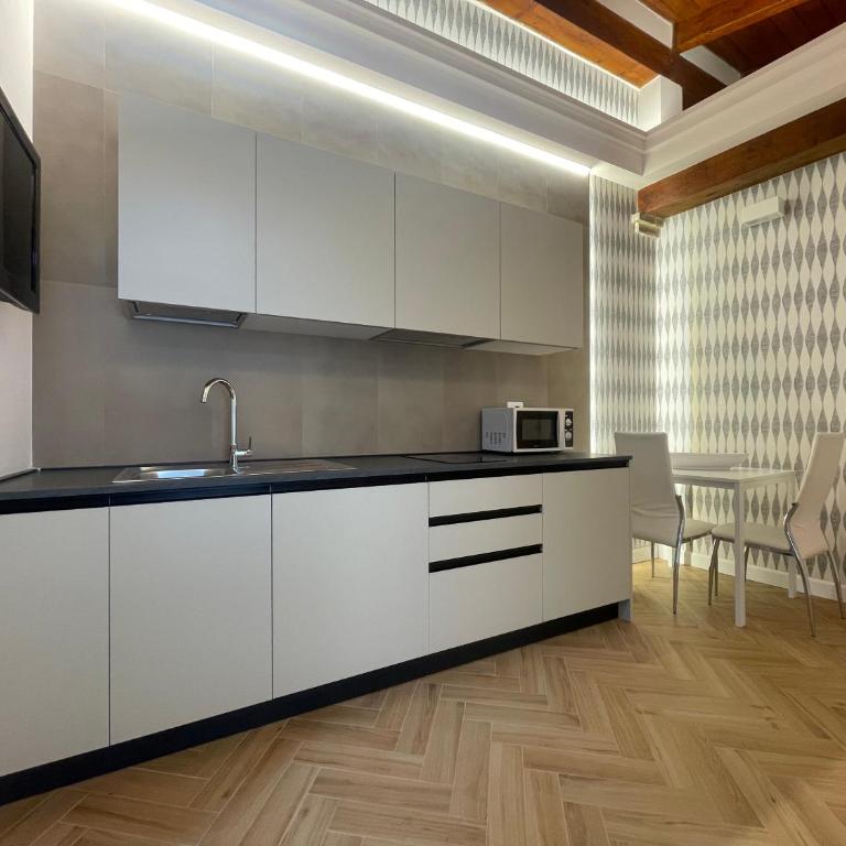 Residence Cavour 63 - Appartamentino su 2 Livelli - 7
