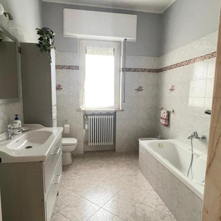Casa Antonella b&b - Camera Tripla con Bagno in Comune - 22