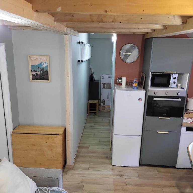 Au centre-ville de Cauterets appartement rénové 2025 pour 4-6 pers - Appartamento con 2 Camere da Letto - 3