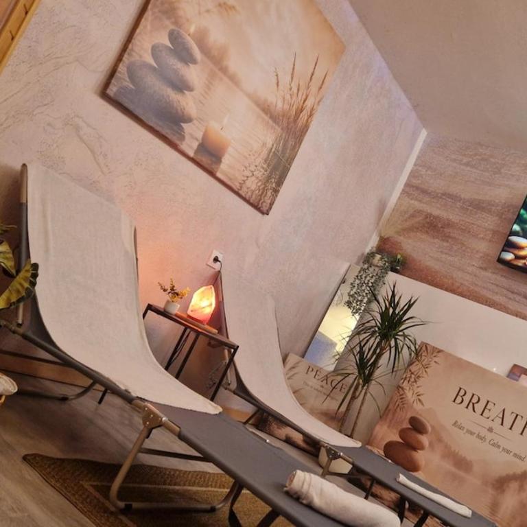 Spa Paradise for Two, Sauna and Netflix Experience - One-Bedroom Apartment - 9