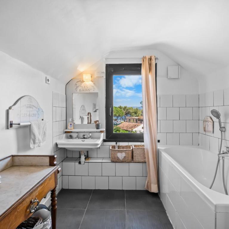 Chambre D'hôtes Les Toits Du Gaou - Chambre Triple - 14