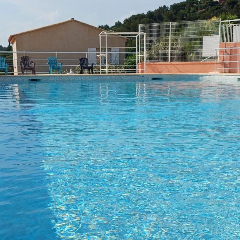 Tous à la piscine au BELVEDERE vue mer - Villa mit 2 Schlafzimmern - 69