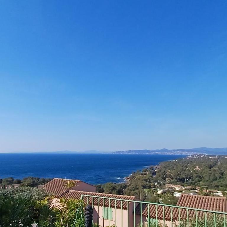 Tous à la piscine au BELVEDERE vue mer - Villa mit 2 Schlafzimmern - 6