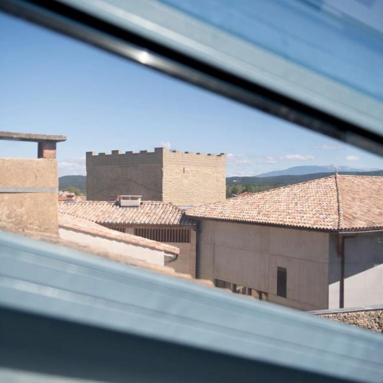 Appartement de luxe 150m Centre LIsle-sur-la-Sorgue avec terrasse - Appartement - 38